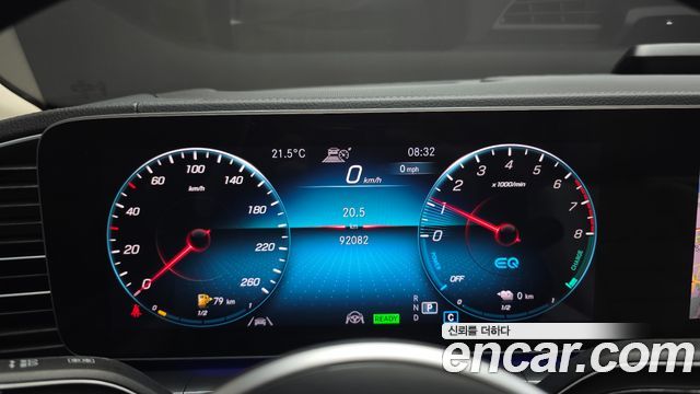 Mercedes-Benz GLE-Class 2021 — photo 11