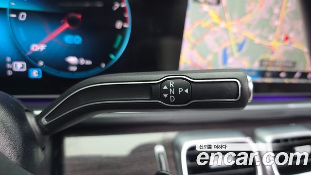 Mercedes-Benz GLE-Class 2021 — photo 12