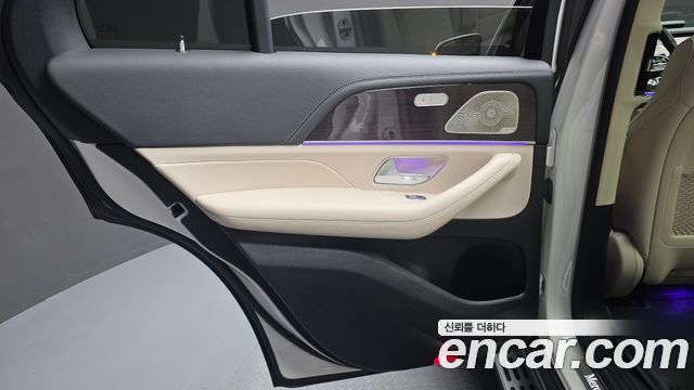 Mercedes-Benz GLE-Class 2021 — photo 15