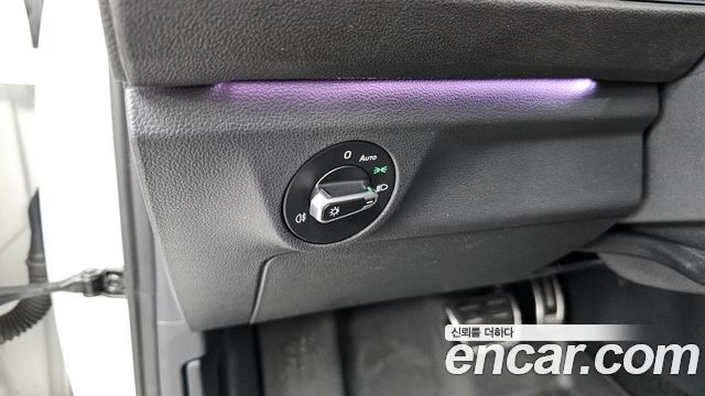 Volkswagen Jetta 2023 — photo 18
