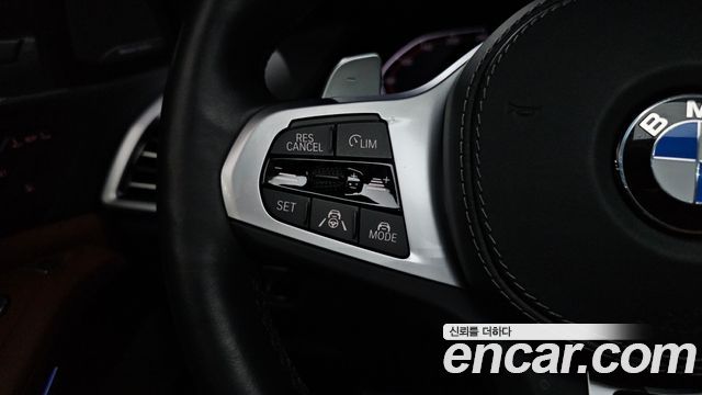 BMW X7 2022 — photo 29