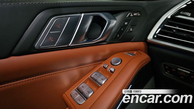 BMW X7 2022 — photo 33