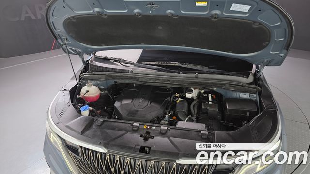 Kia Canival 2022 — photo 6