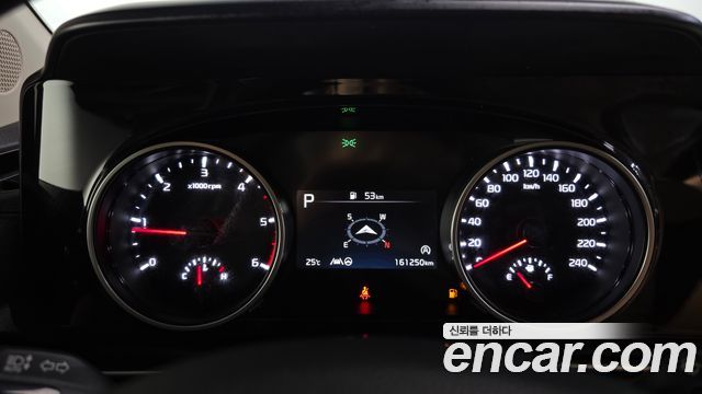 Kia Canival 2022 — photo 8