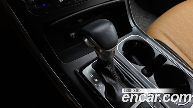 Kia Canival 2022 — photo 9