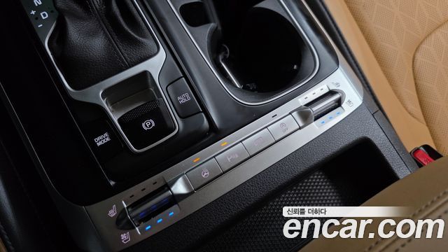Kia Canival 2022 — photo 18