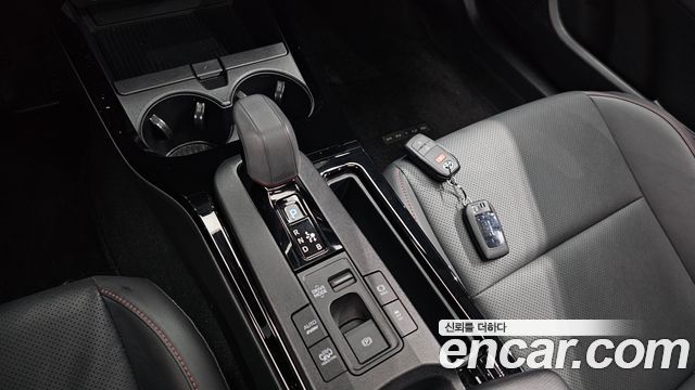 Toyota Prius 2024 — photo 12