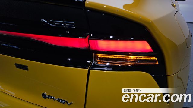 Toyota Prius 2024 — photo 9