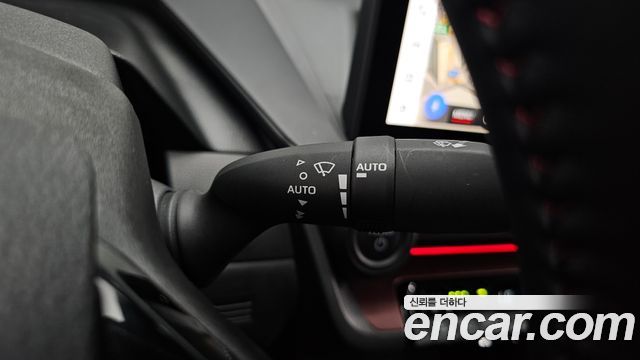 Toyota Prius 2024 — photo 28