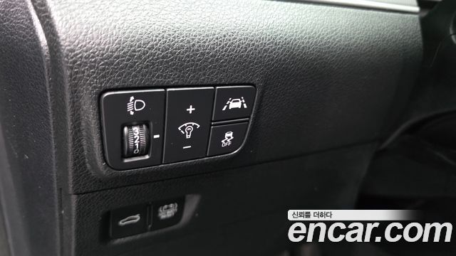 Kia K5 2023 — photo 20