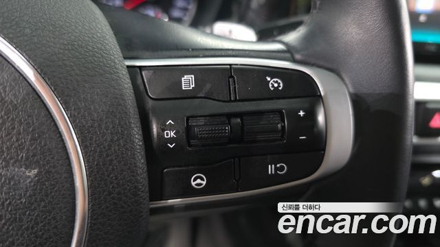 Kia K5 2023 — photo 25