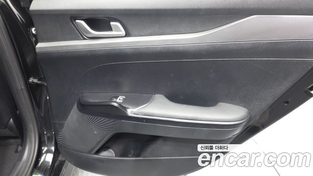Kia K5 2023 — photo 15