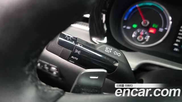 Kia K5 2023 — photo 27