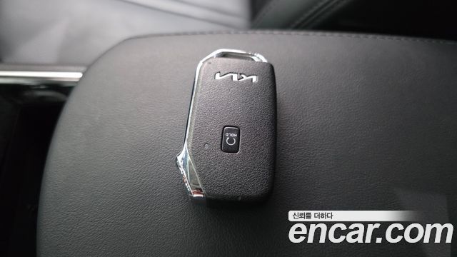 Kia K5 2023 — photo 30