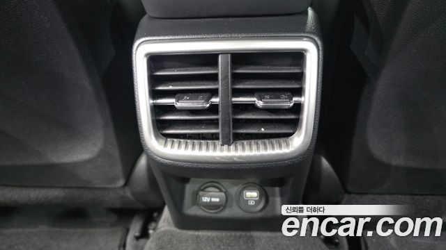 Kia K5 2023 — photo 31