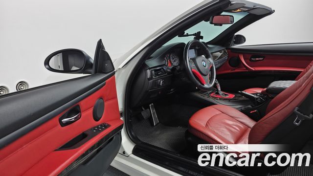 BMW 3-Series 2009 — photo 10