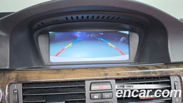 BMW 3-Series 2009 — photo 17