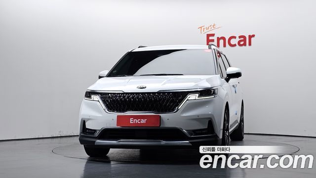 Kia Canival 2021 — photo 3