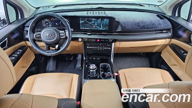 Kia Canival 2021 — photo 10