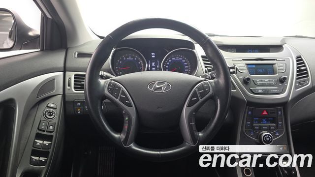 Hyundai AVANTE 2016 — photo 19