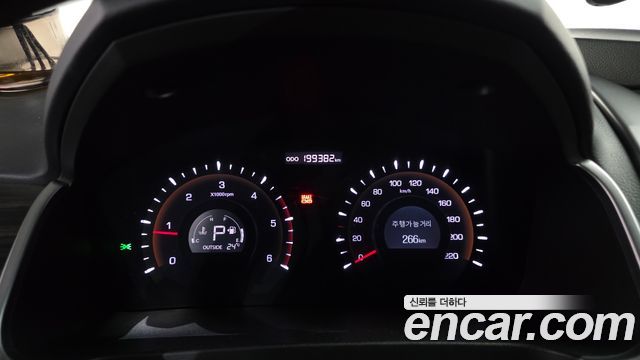 KG Mobility KORANDO 2014 — photo 8