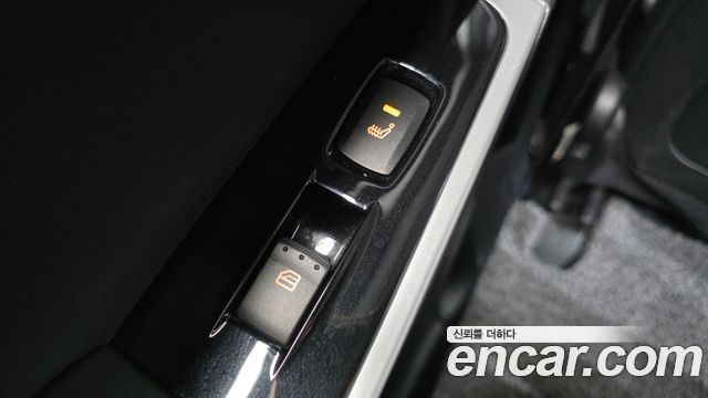 KG Mobility KORANDO 2014 — photo 17