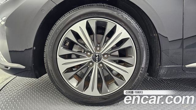 Kia K8 2022 — photo 5
