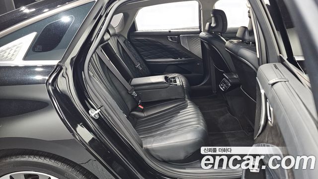 Kia K8 2022 — photo 11