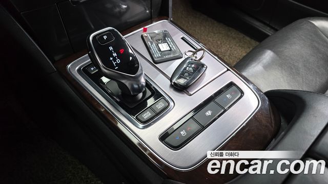 Hyundai Equus 2014 — photo 9