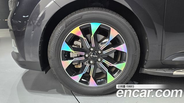 Kia Canival 2021 — photo 5