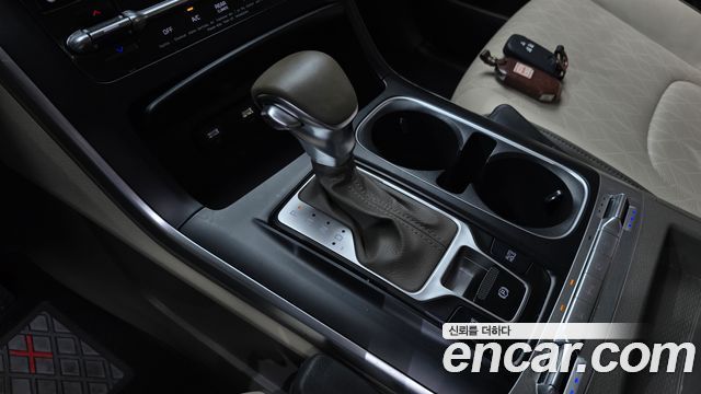 Kia Canival 2021 — photo 12