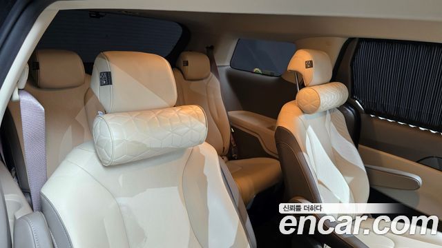 Kia Canival 2021 — photo 17