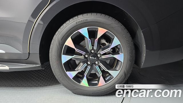 Kia Canival 2021 — photo 7