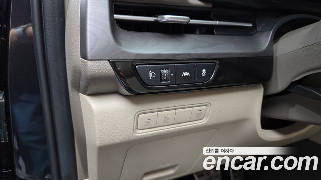 Kia Canival 2021 — photo 29