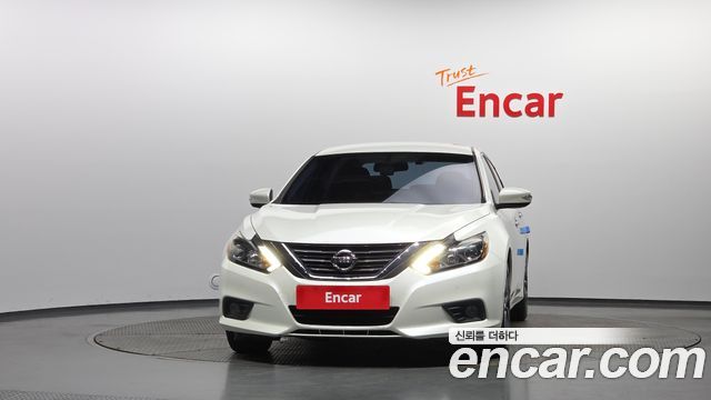 Nissan Altima 2017 — photo 3