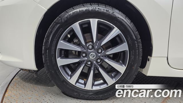 Nissan Altima 2017 — photo 5
