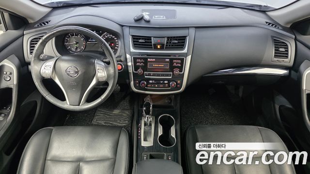 Nissan Altima 2017 — photo 7