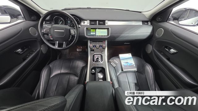 Land Rover Range Rover Evoque 2018 — photo 10