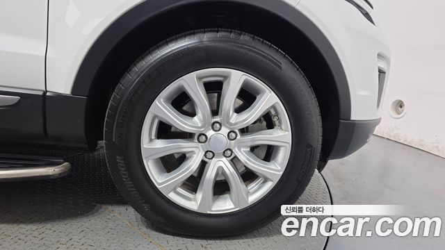 Land Rover Range Rover Evoque 2018 — photo 7