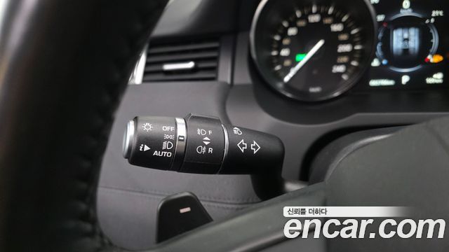 Land Rover Range Rover Evoque 2018 — photo 30