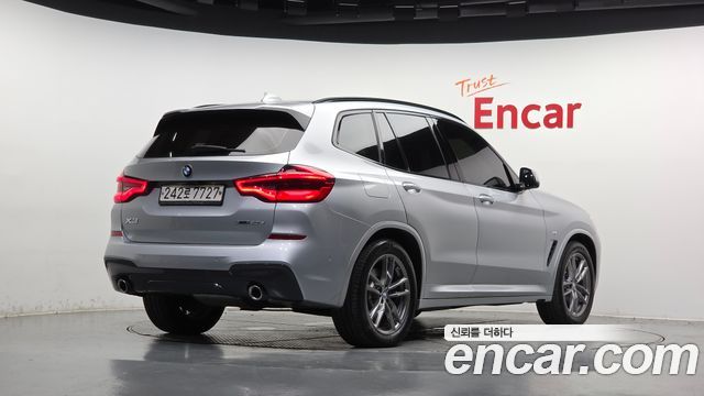BMW X3 2019 — photo 2