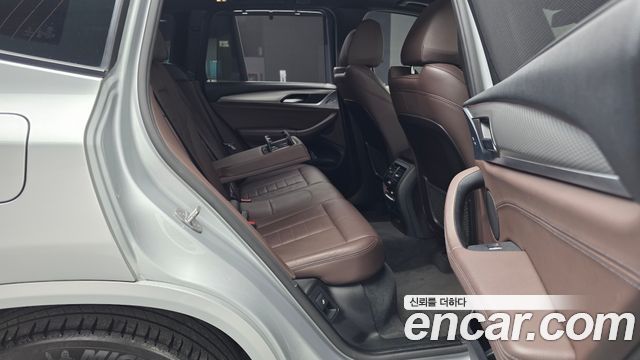 BMW X3 2019 — photo 17