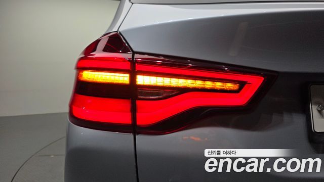 BMW X3 2019 — photo 9