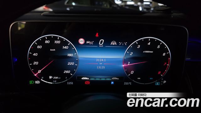 Mercedes-Benz GLC-Class 2024 — photo 11