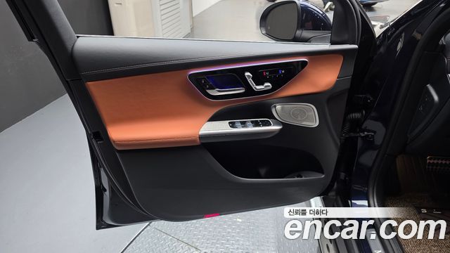 Mercedes-Benz GLC-Class 2024 — photo 14
