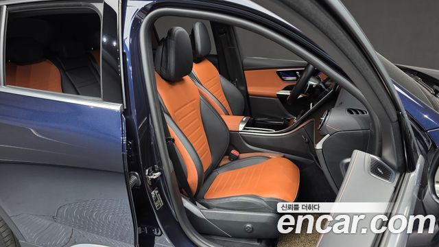 Mercedes-Benz GLC-Class 2024 — photo 16