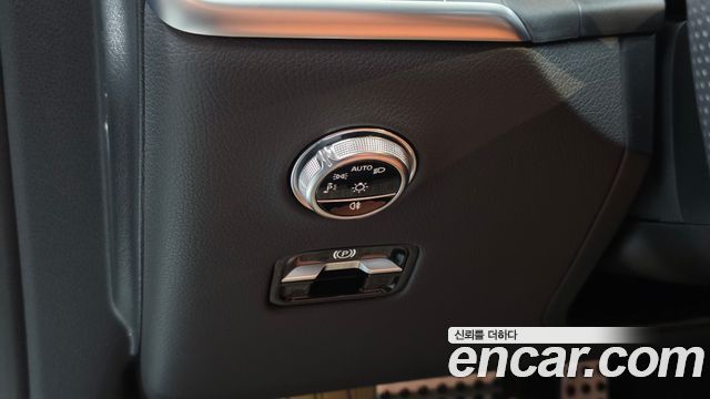 Mercedes-Benz GLC-Class 2024 — photo 30