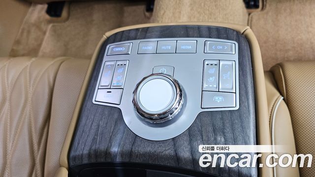 Genesis G80 2025 — photo 24