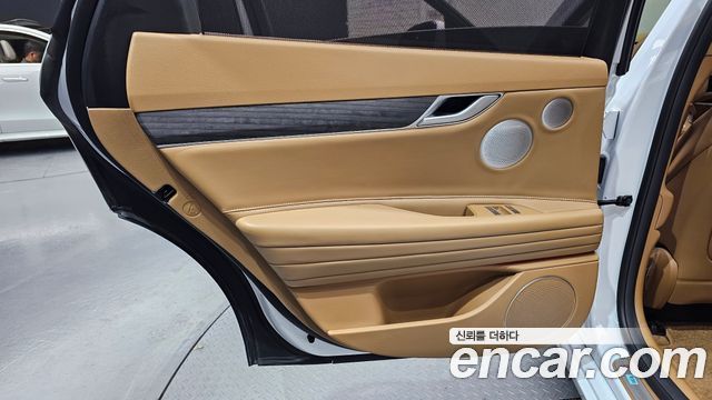 Genesis G80 2025 — photo 15