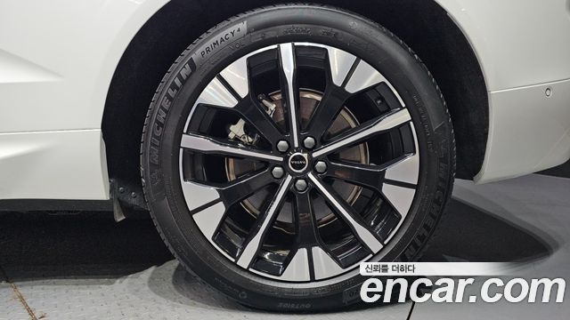 Volvo XC60 2026 — photo 7